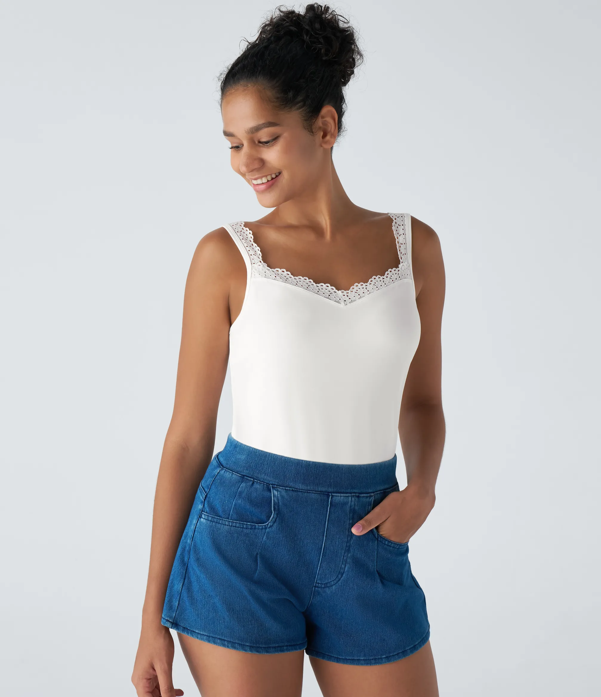 Casual Tops|Tank Tops & Camis<HALARA Contrast Lace Basic Casual Tank Top