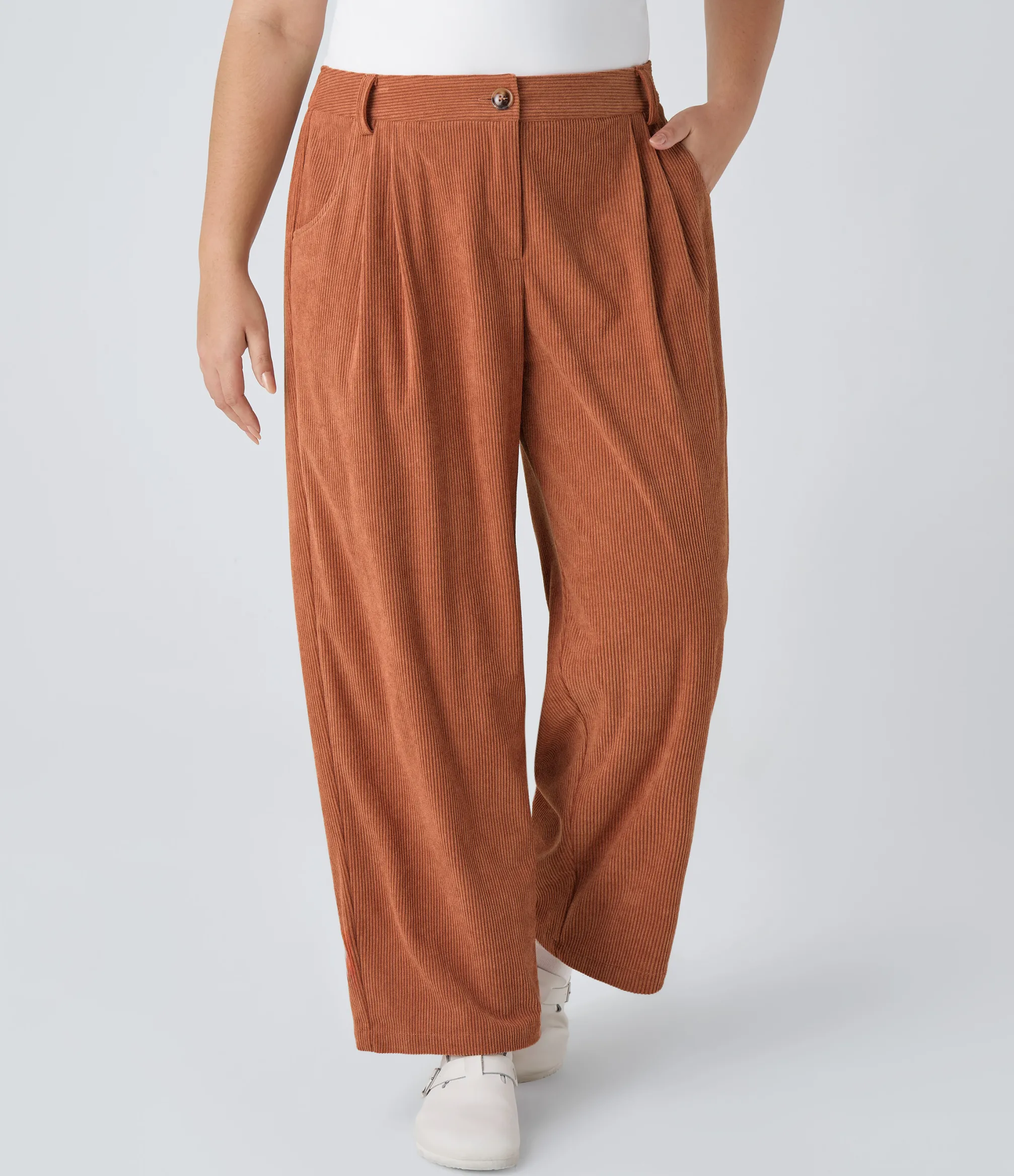 Plus Size<HALARA Mid Rise Zipper Pocket Plus Size Corduroy Casual Pants