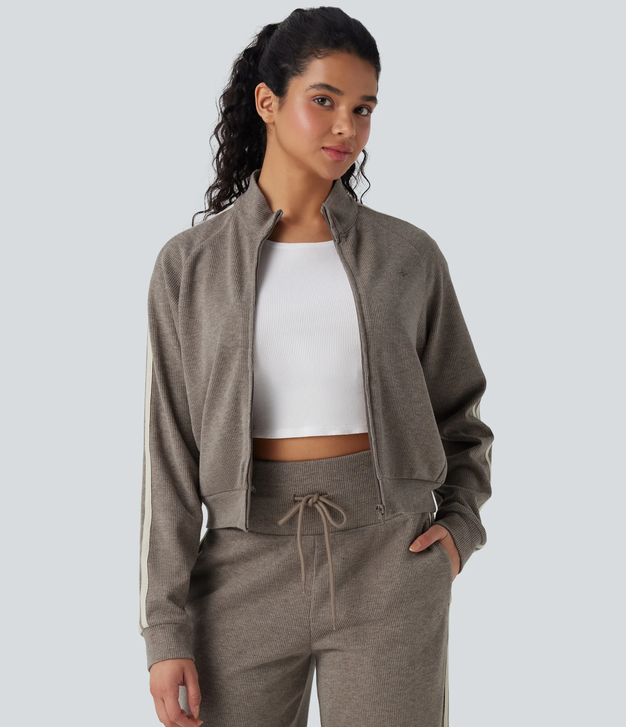 Jackets & Outerwear<HALARA Ribbed Stand Collar Long Sleeve Zipper Color Block Casual Jacket with Pockets