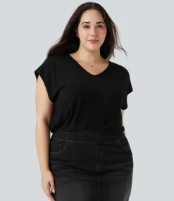 Casual Tops|Plus Size<HALARA V-neck Short Sleeve Casual Plus Size T-Shirt